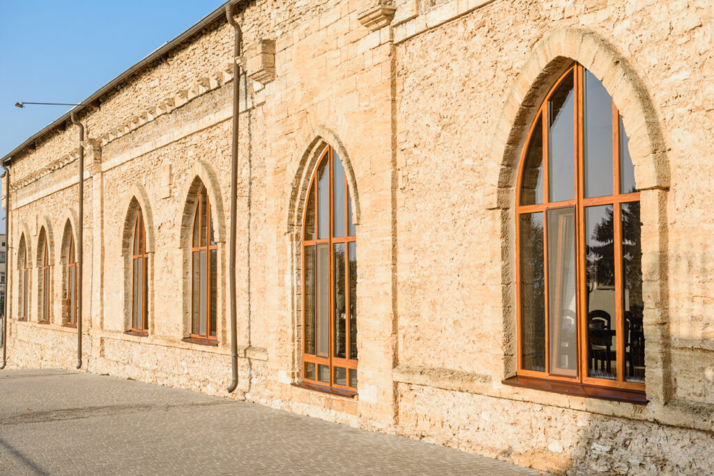 custom-made window installation
